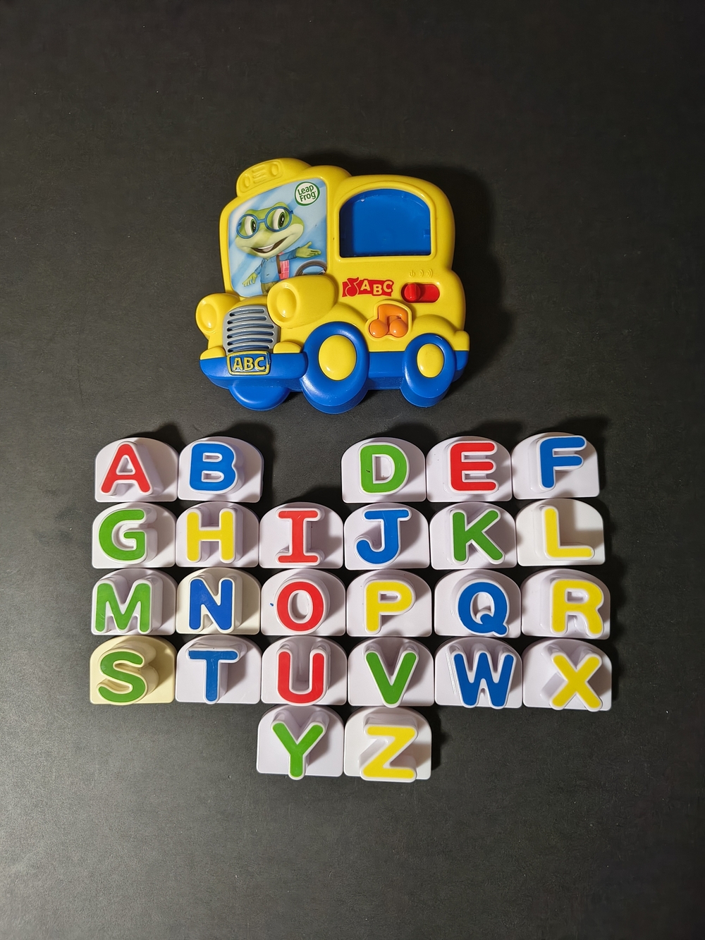 Leapfrog Fridge Phonics School Bus Alphabet Magnetic Works Missing "C" French